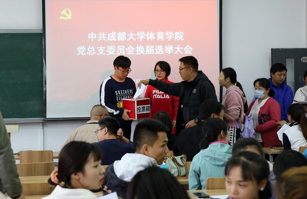 CH2F1011.jpg CH2F1011.jpg